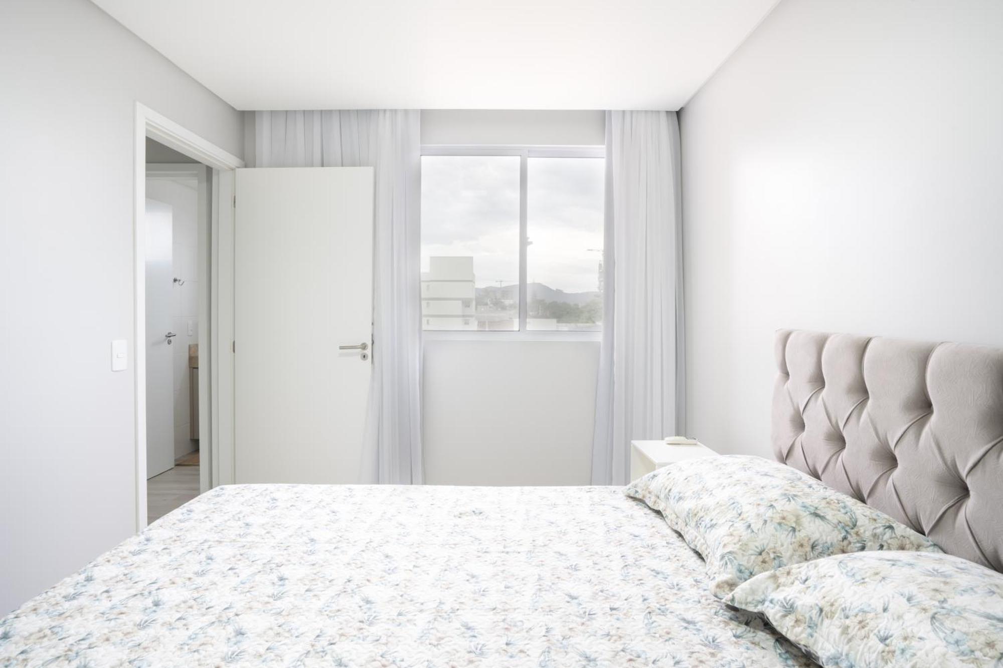 Apartamentos Em Bal Picarras 150 M Da Praia Com Sacada, Wi-Fi, Piscina, Portaria 24H, Playground E Vaga De Garagem Pokój zdjęcie